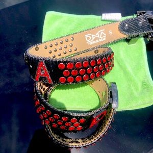 DNA belt Red/Black small(32/34)